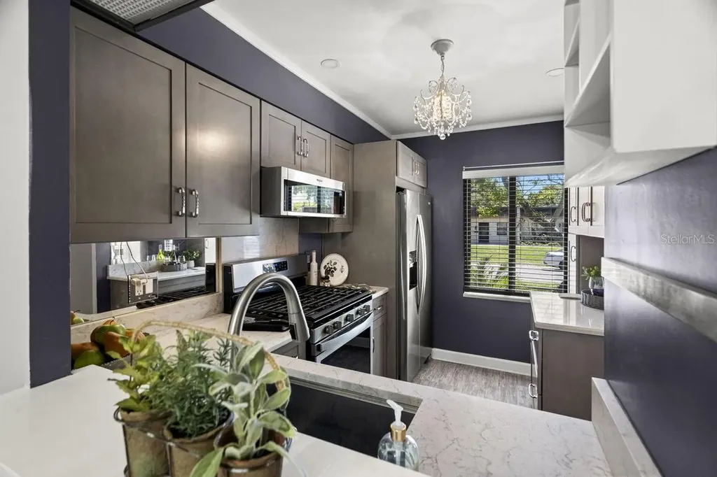 1276 Mission Circle Clearwater FL 33759
