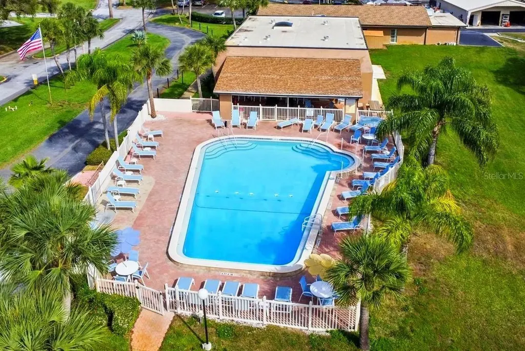 1276 Mission Circle Clearwater FL 33759