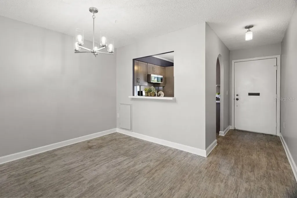 1276 Mission Circle Clearwater FL 33759