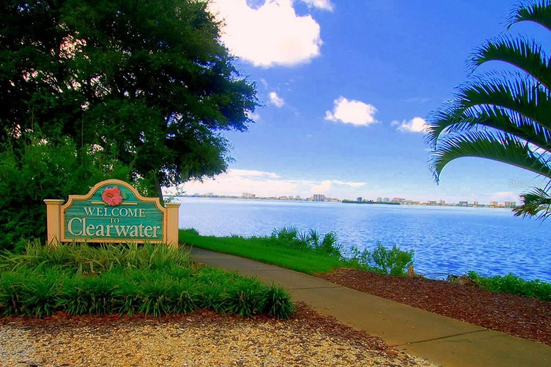 1276 Mission Circle Clearwater FL 33759