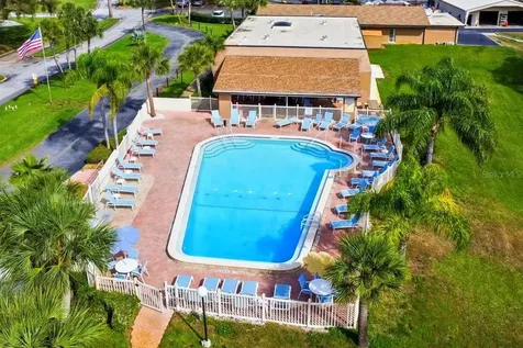 1276 Mission Circle Clearwater FL 33759