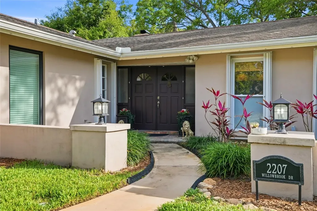 2207 Willowbrook Drive Clearwater FL 33764