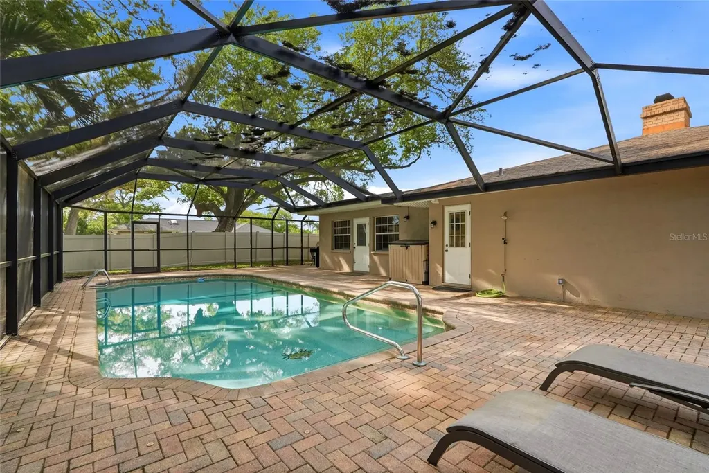 2207 Willowbrook Drive Clearwater FL 33764