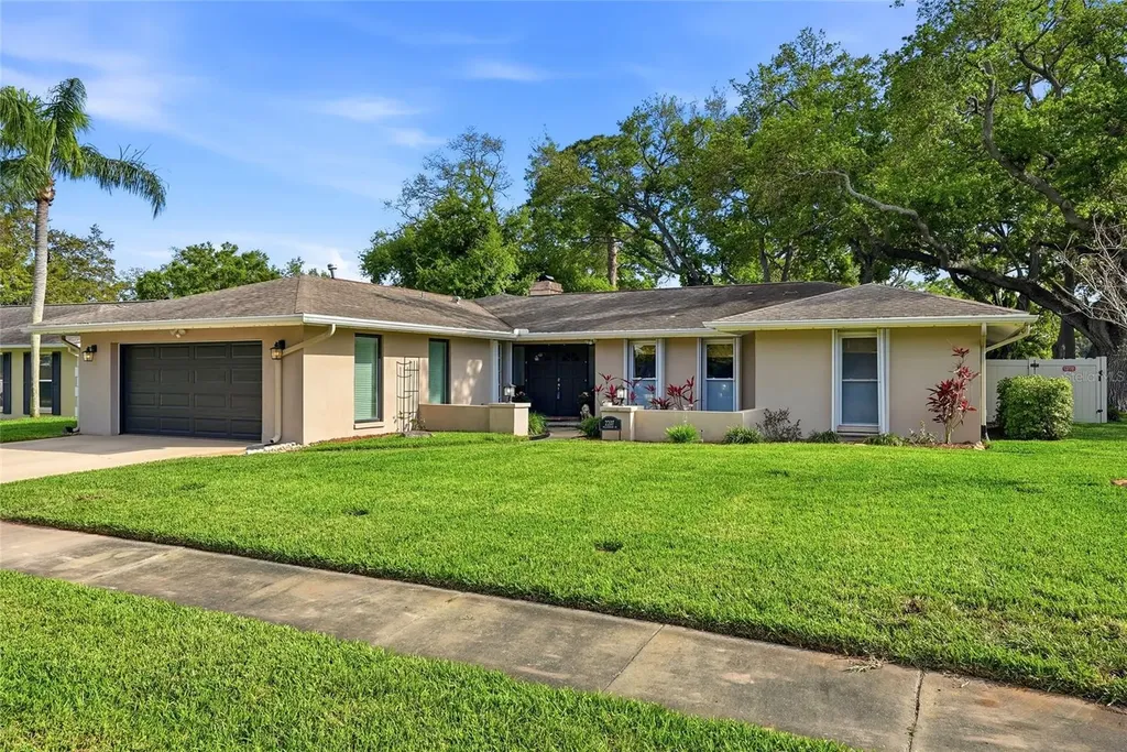 2207 Willowbrook Drive Clearwater FL 33764