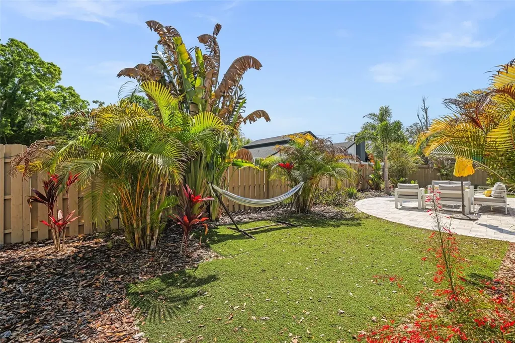 985 Gulf View Boulevard Dunedin FL 34698