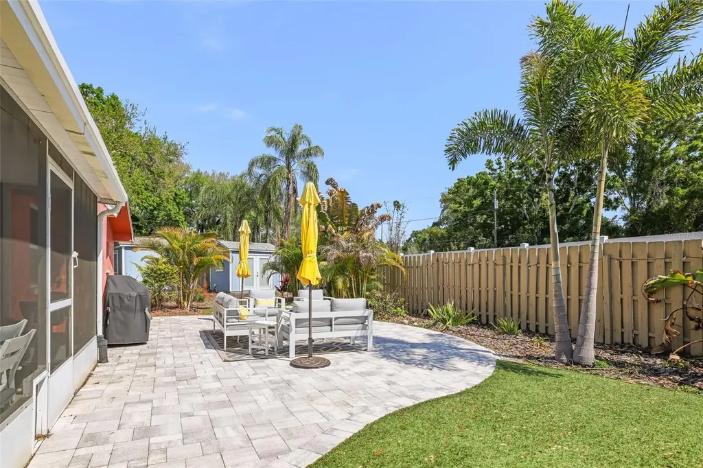 985 Gulf View Boulevard Dunedin FL 34698