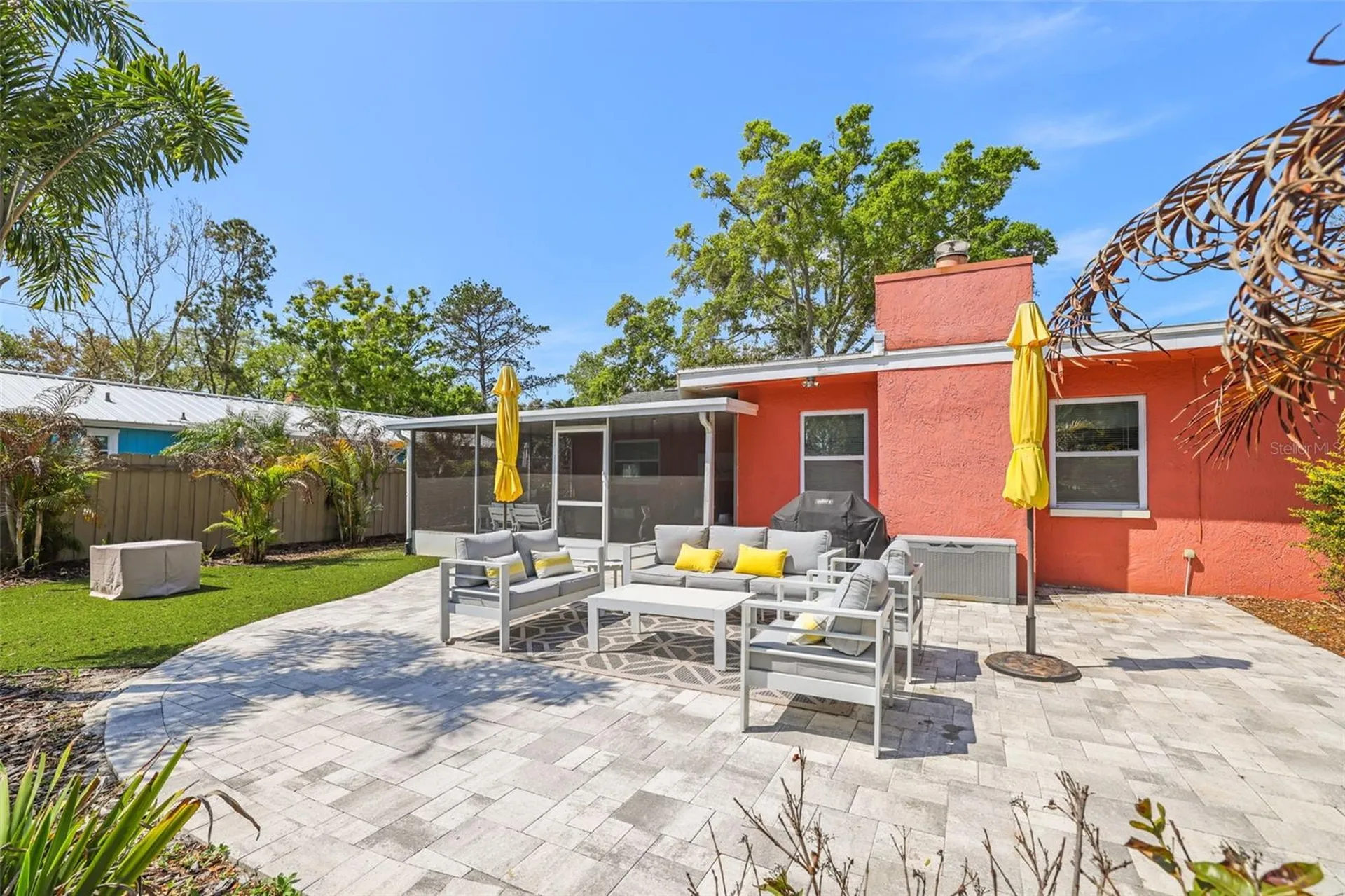 985 Gulf View Boulevard Dunedin FL 34698