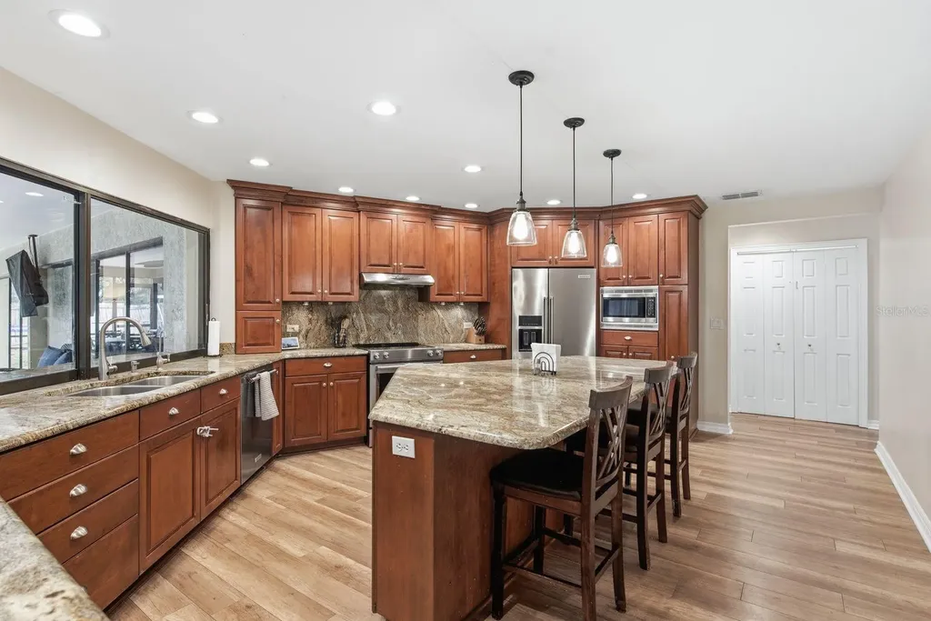 2729 Redford Court E Clearwater FL 33761