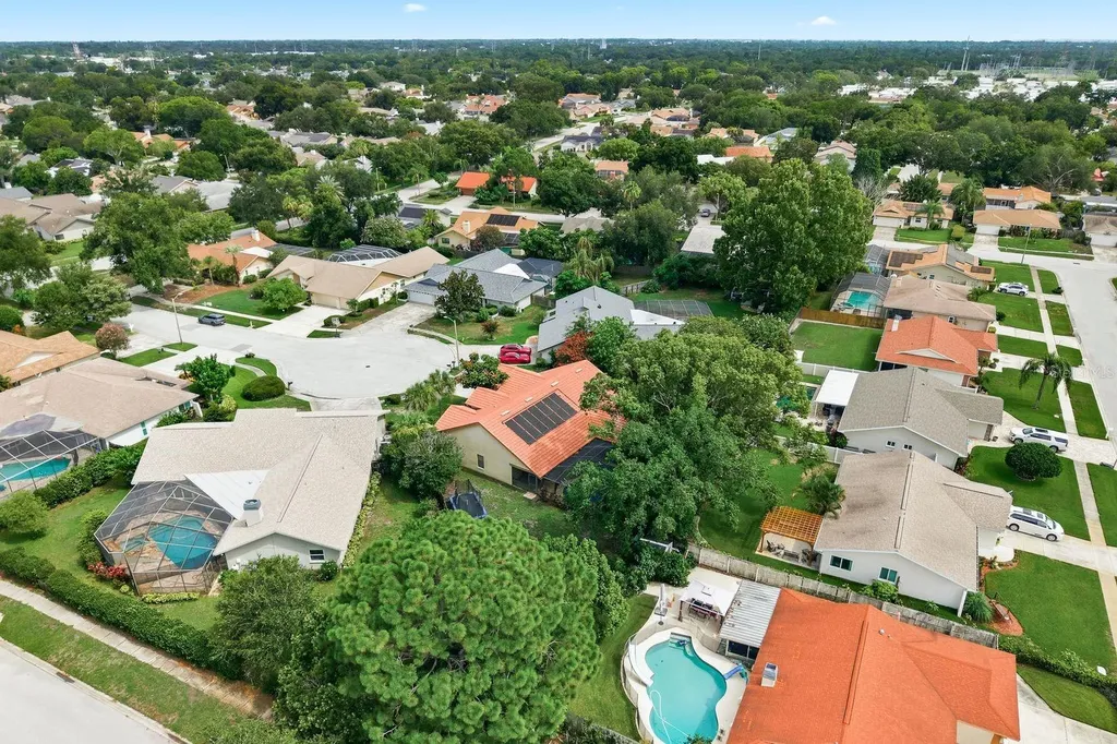 2729 Redford Court E Clearwater FL 33761