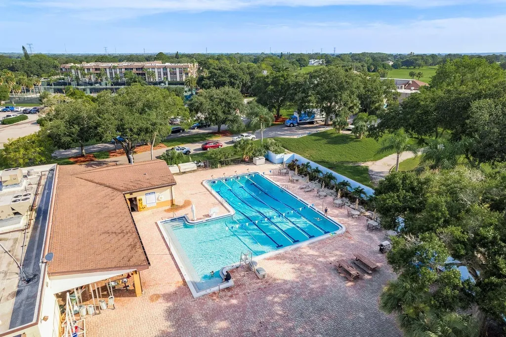 2729 Redford Court E Clearwater FL 33761