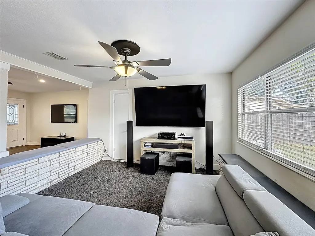 512 N Lakemont Avenue Winter Park FL 32792