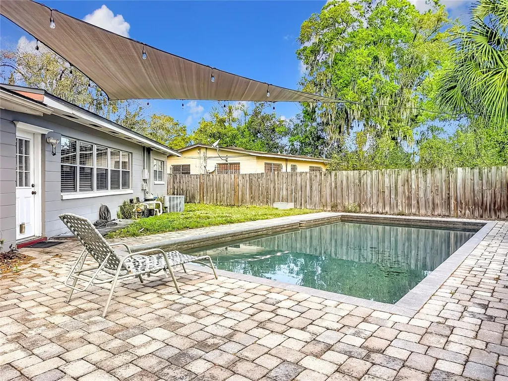 512 N Lakemont Avenue Winter Park FL 32792