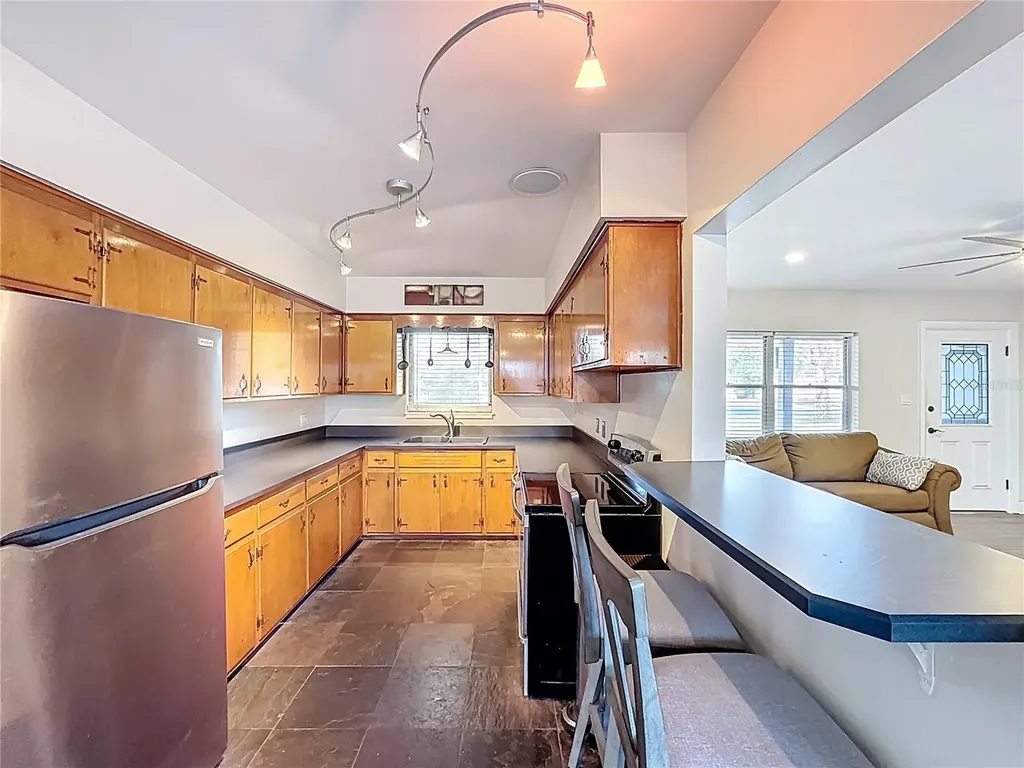 512 N Lakemont Avenue Winter Park FL 32792