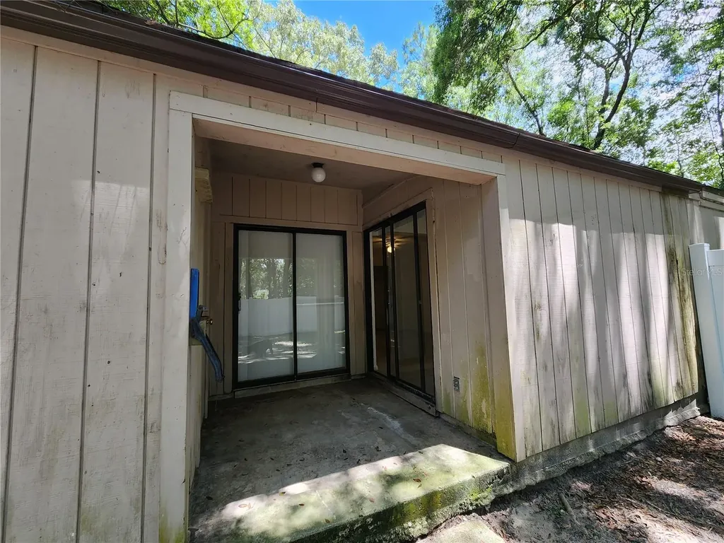 2018 SW 70th Terrace Gainesville FL 32607