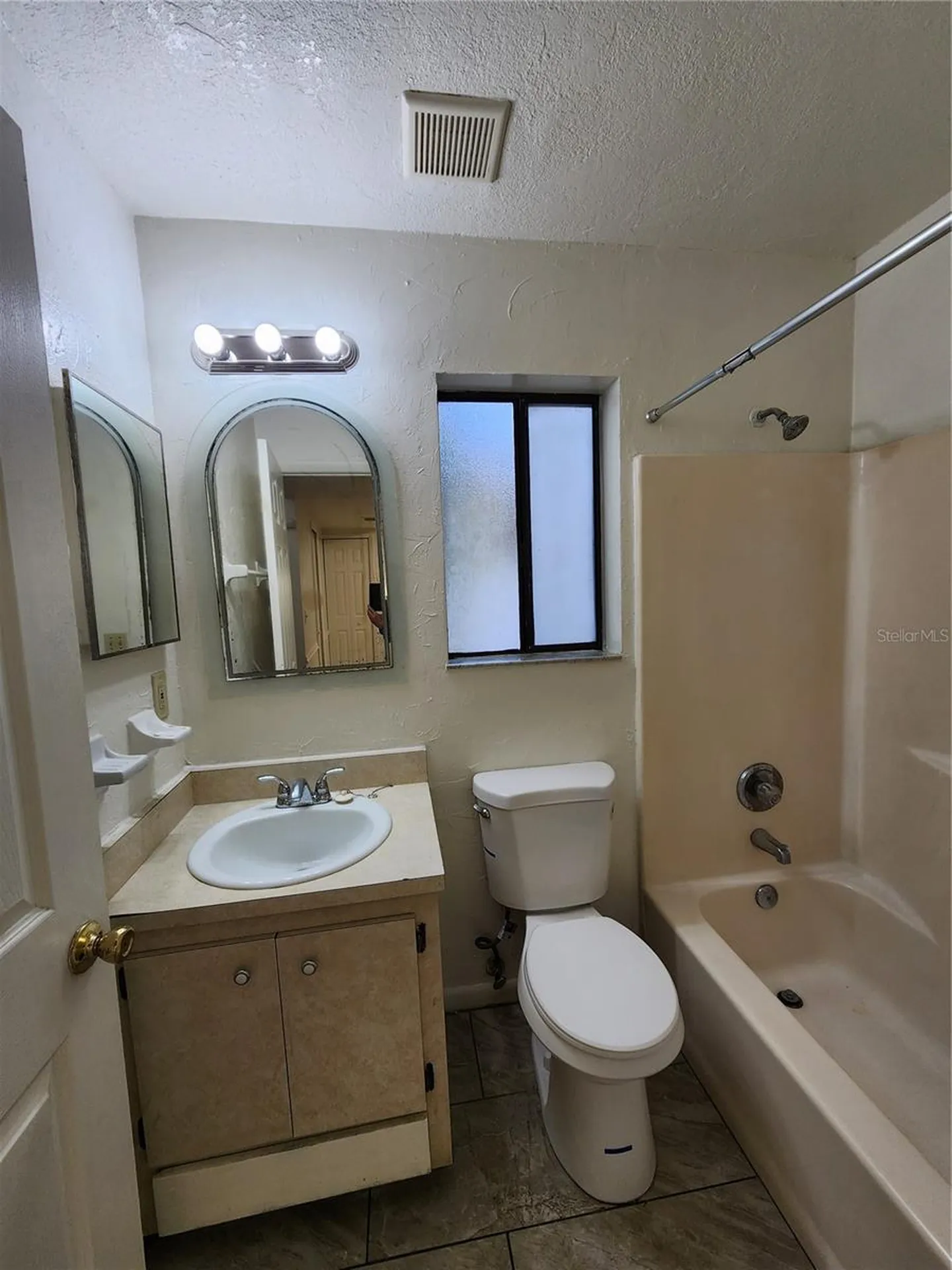2018 SW 70th Terrace Gainesville FL 32607