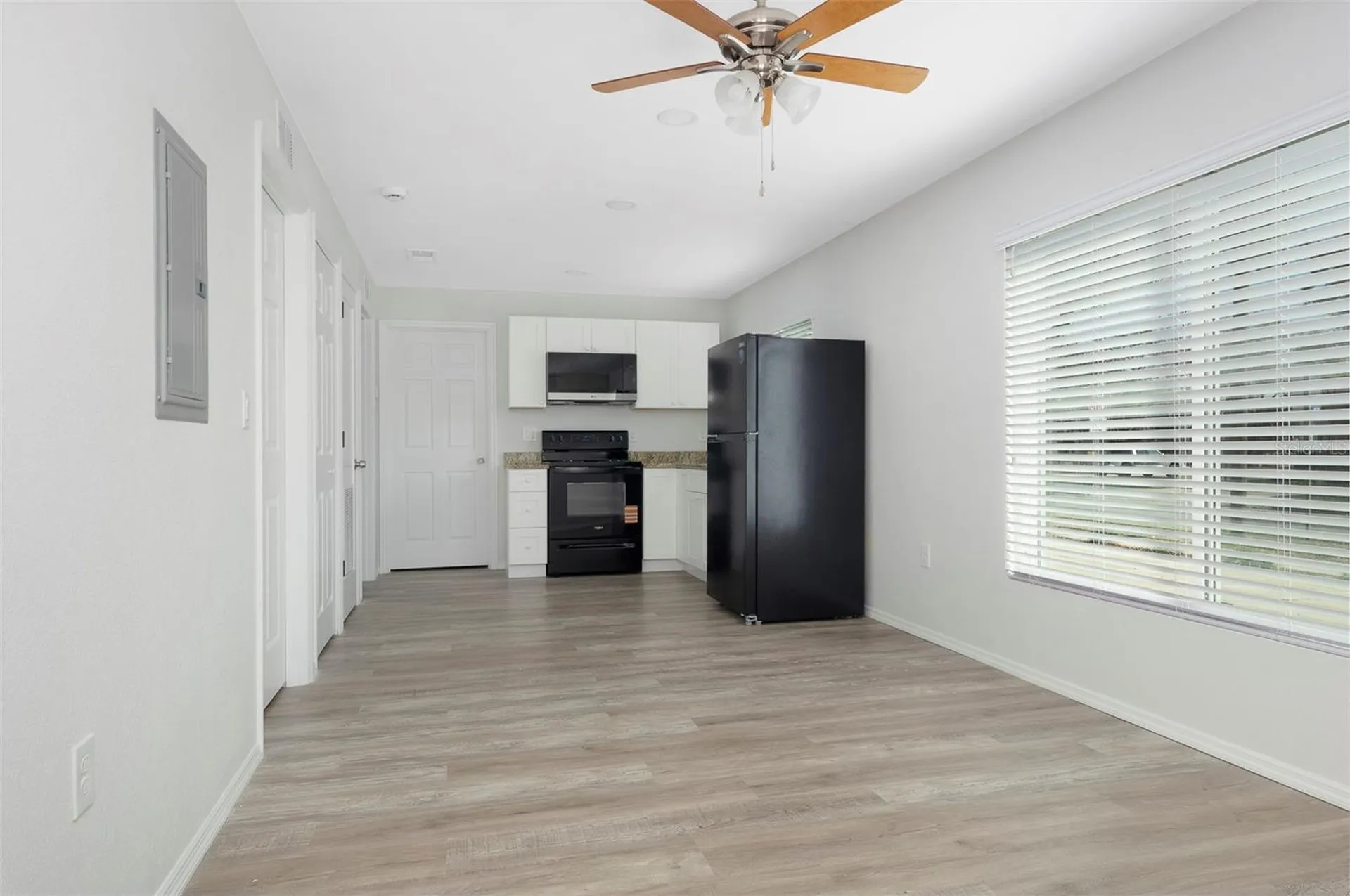 454 21st Street N St Petersburg FL 33713