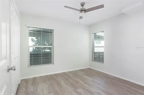 454 21st Street N St Petersburg FL 33713