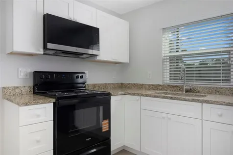 454 21st Street N St Petersburg FL 33713