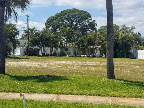 6046 Bayou Grande Boulevard NE St Petersburg FL 33703