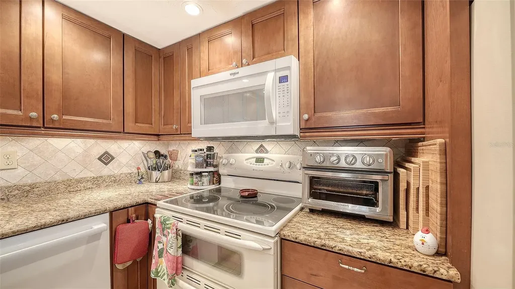 1925 Gulf Of Mexico Drive Longboat Key FL 34228