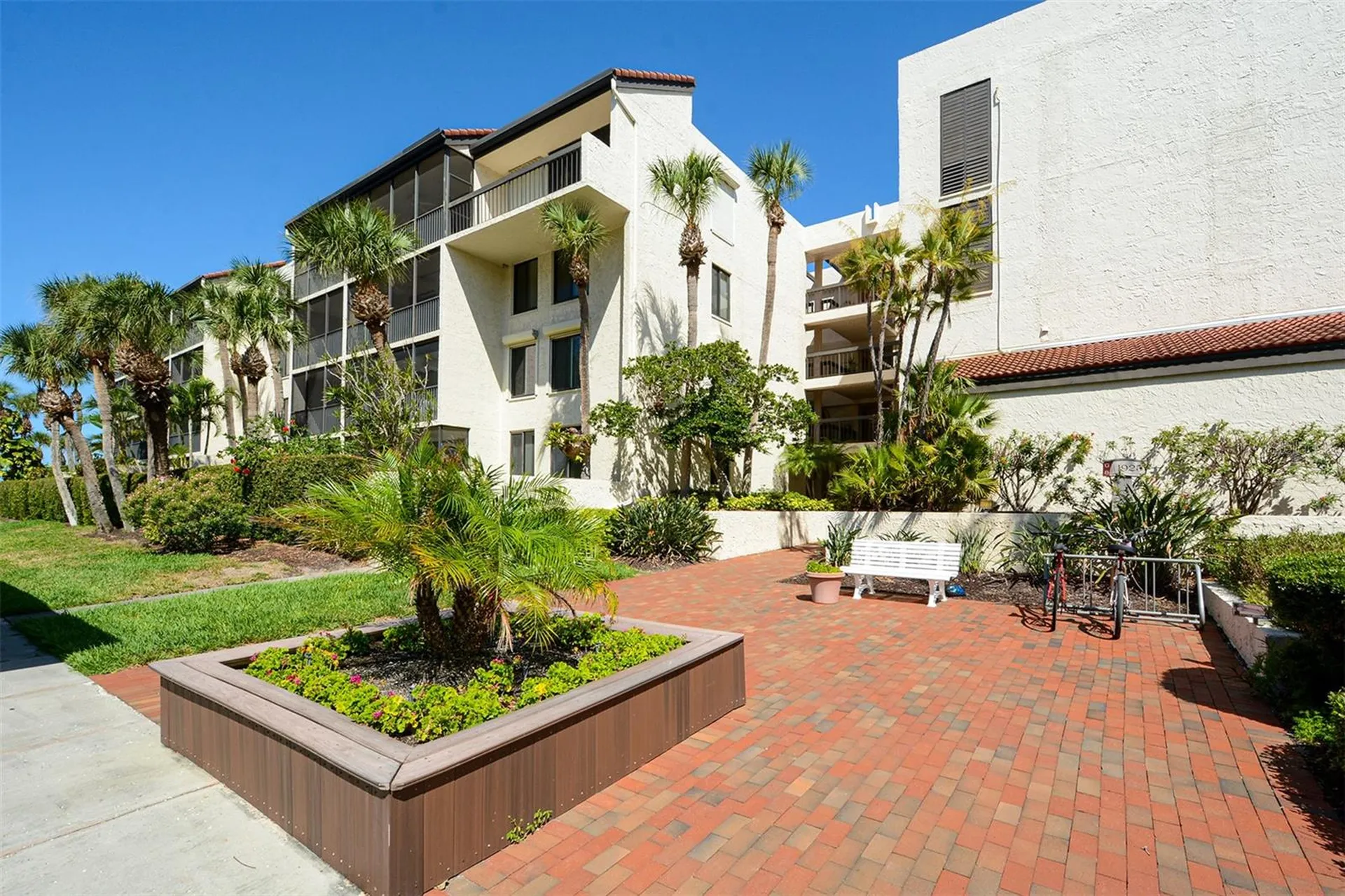 1925 Gulf Of Mexico Drive Longboat Key FL 34228