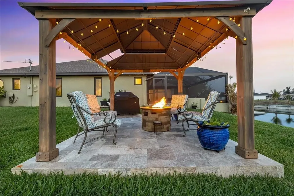 330 NE 20th Street Cape Coral FL 33909