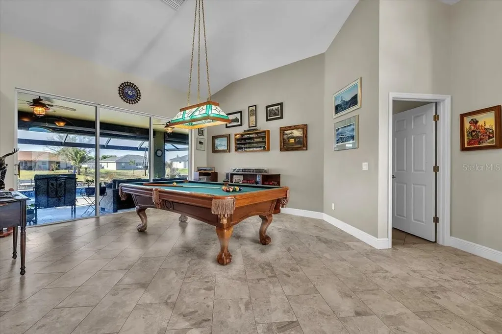 330 NE 20th Street Cape Coral FL 33909