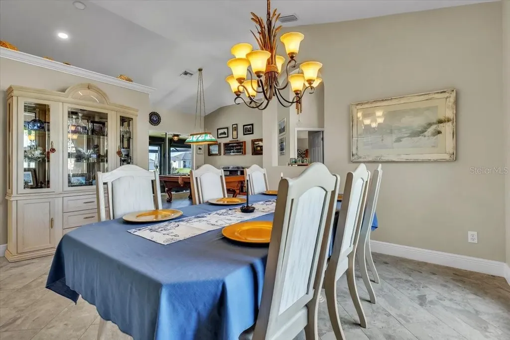 330 NE 20th Street Cape Coral FL 33909