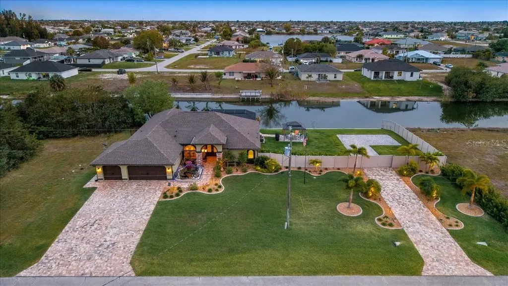 330 NE 20th Street Cape Coral FL 33909