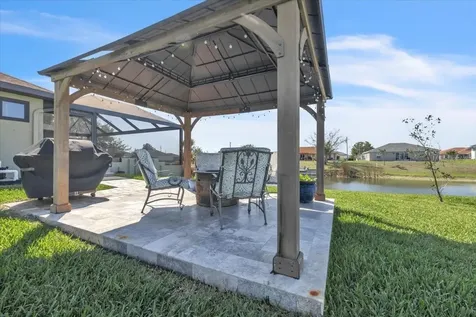 330 NE 20th Street Cape Coral FL 33909