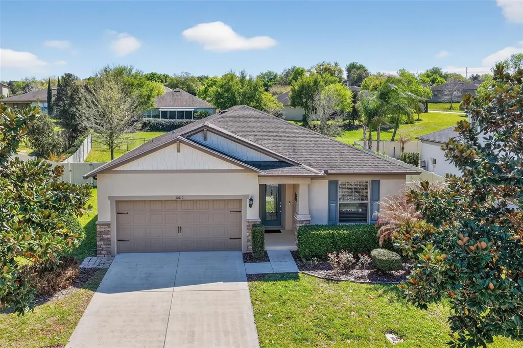 30112 Kladruby Point Mount Dora FL 32757