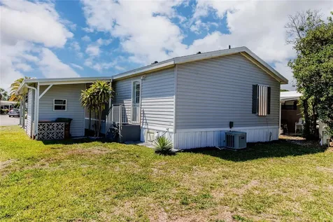 2100 Kings Highway #1041 Punta Gorda FL 33980