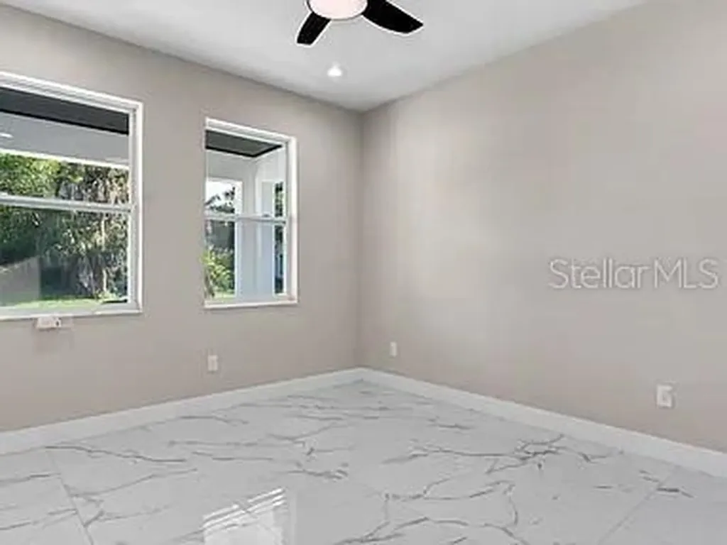 2835 60th Avenue N St Petersburg FL 33714