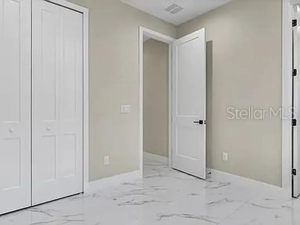 2835 60th Avenue N St Petersburg FL 33714