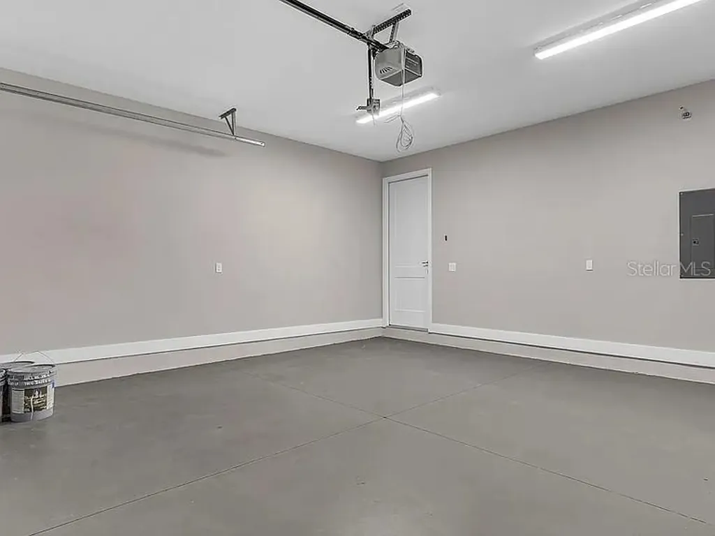 2835 60th Avenue N St Petersburg FL 33714