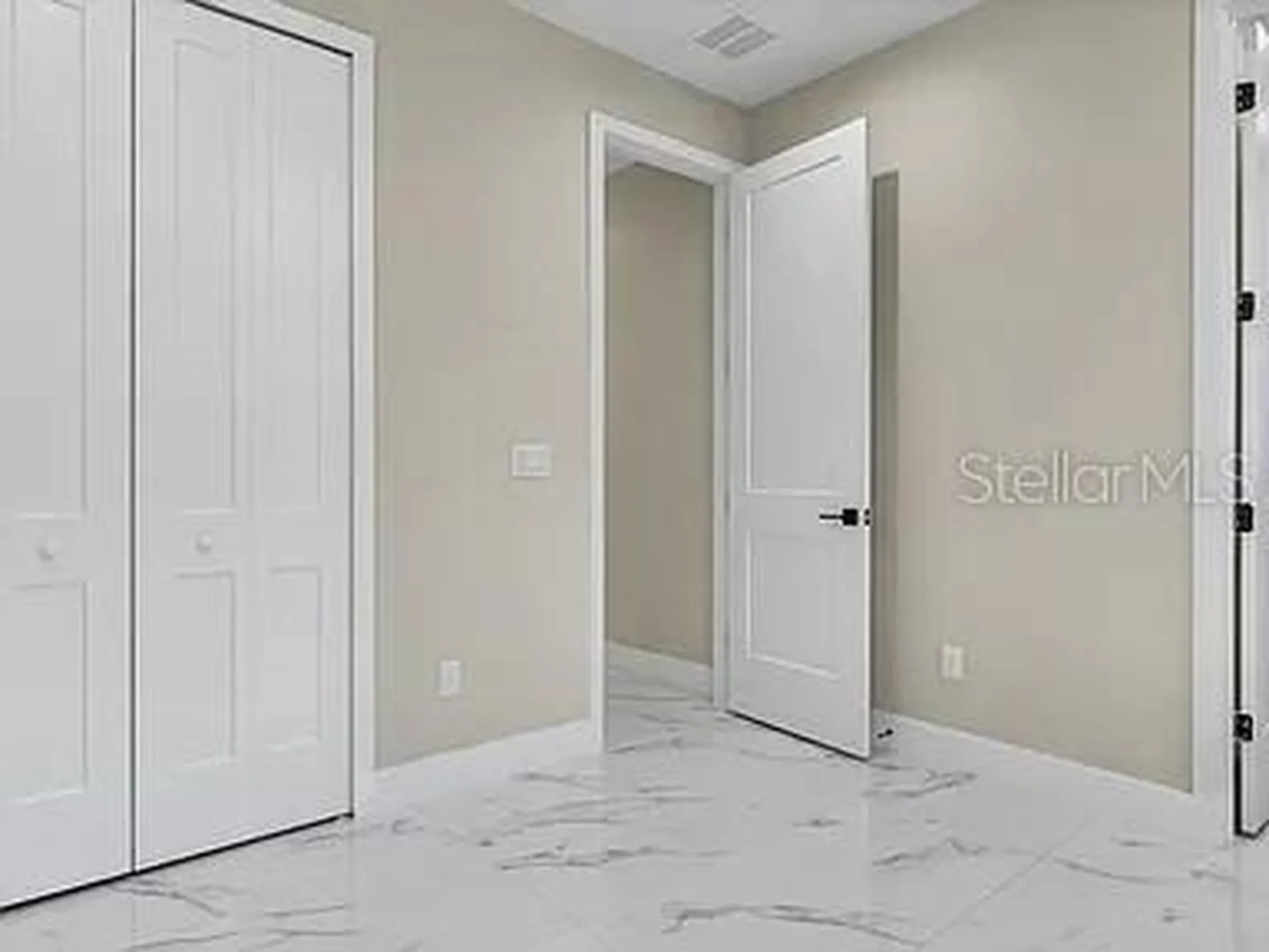 2835 60th Avenue N St Petersburg FL 33714