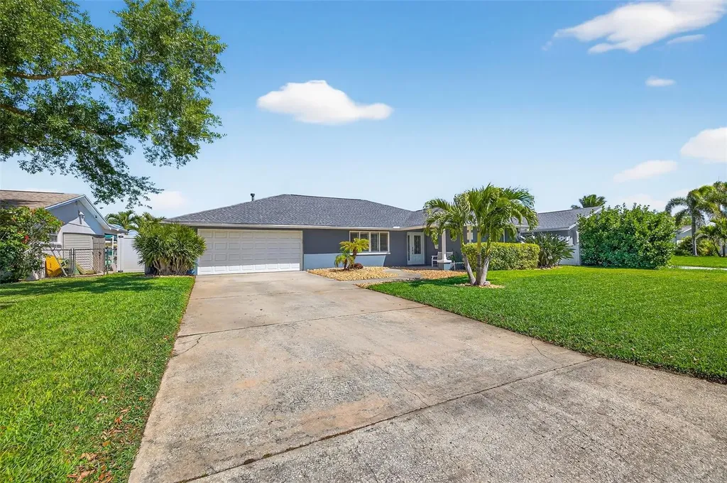 1435 48th Avenue NE St Petersburg FL 33703
