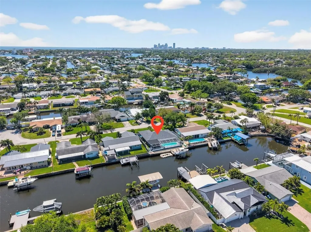 1435 48th Avenue NE St Petersburg FL 33703