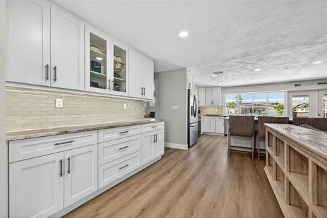 1435 48th Avenue NE St Petersburg FL 33703