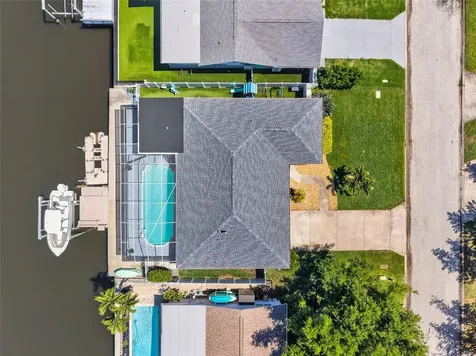 1435 48th Avenue NE St Petersburg FL 33703
