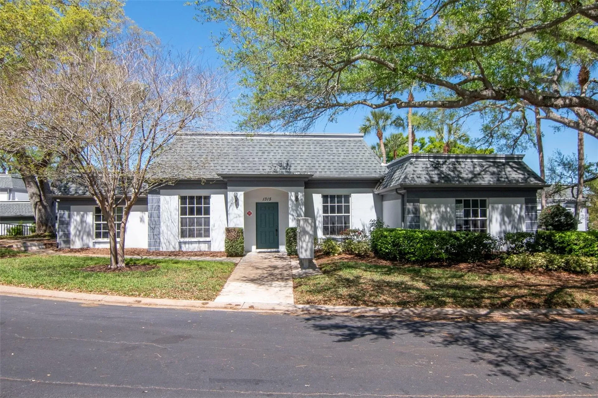 1227 N Mcmullen Booth Road Clearwater FL 33759