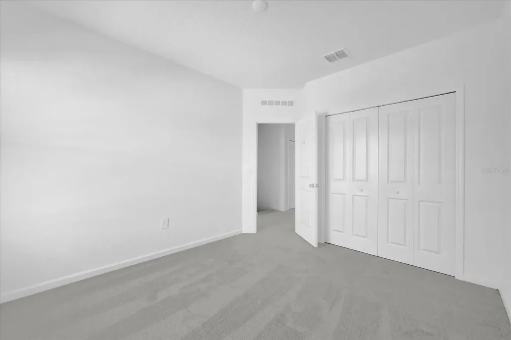 2602 Skyline Loop Kissimmee FL 34758