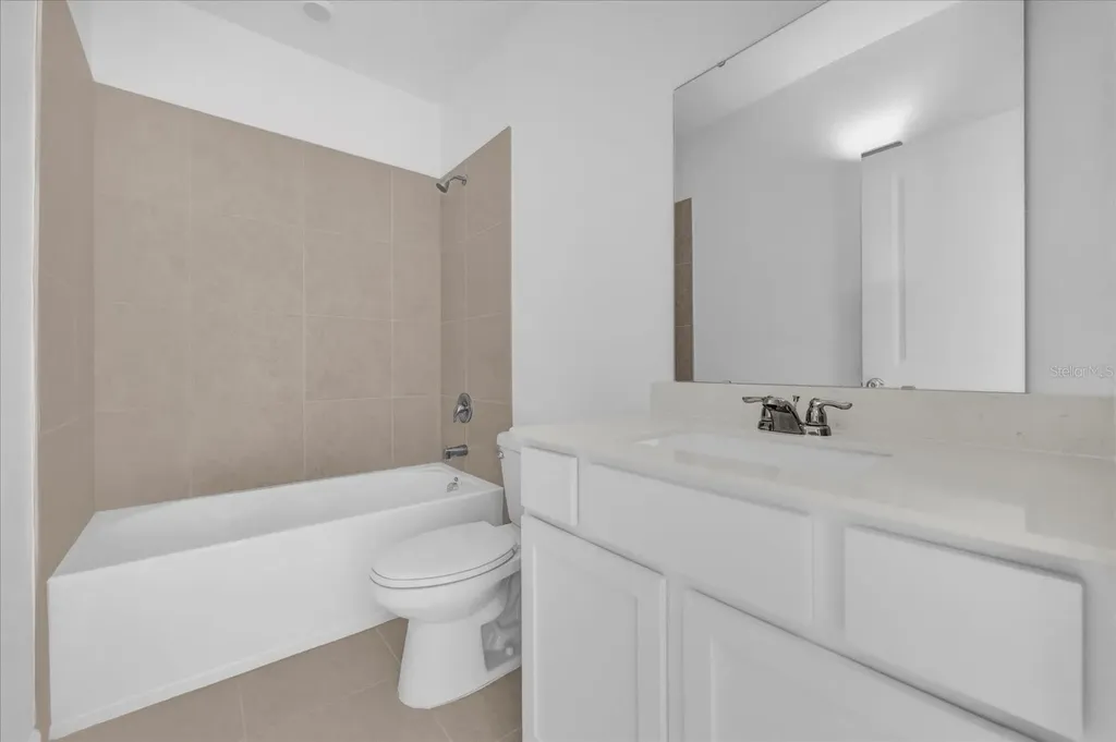 2602 Skyline Loop Kissimmee FL 34758