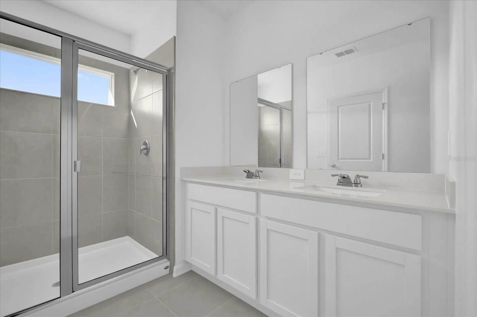 2602 Skyline Loop Kissimmee FL 34758