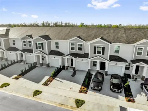 2602 Skyline Loop Kissimmee FL 34758