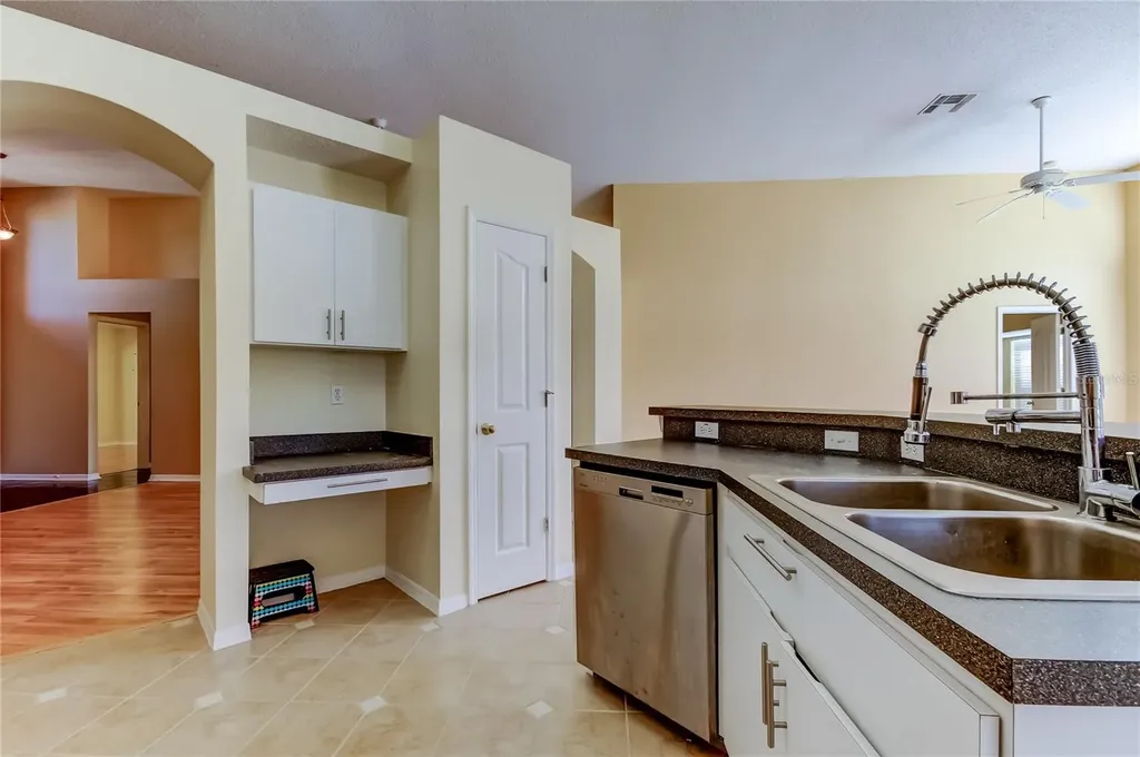 10002 Oasis Palm Drive Tampa FL 33615