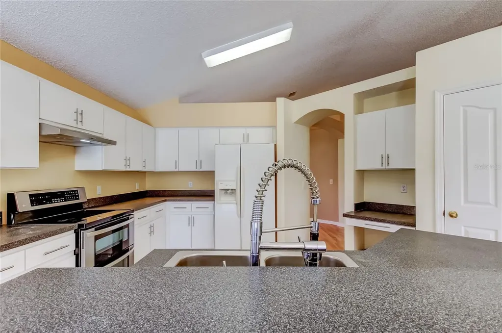 10002 Oasis Palm Drive Tampa FL 33615