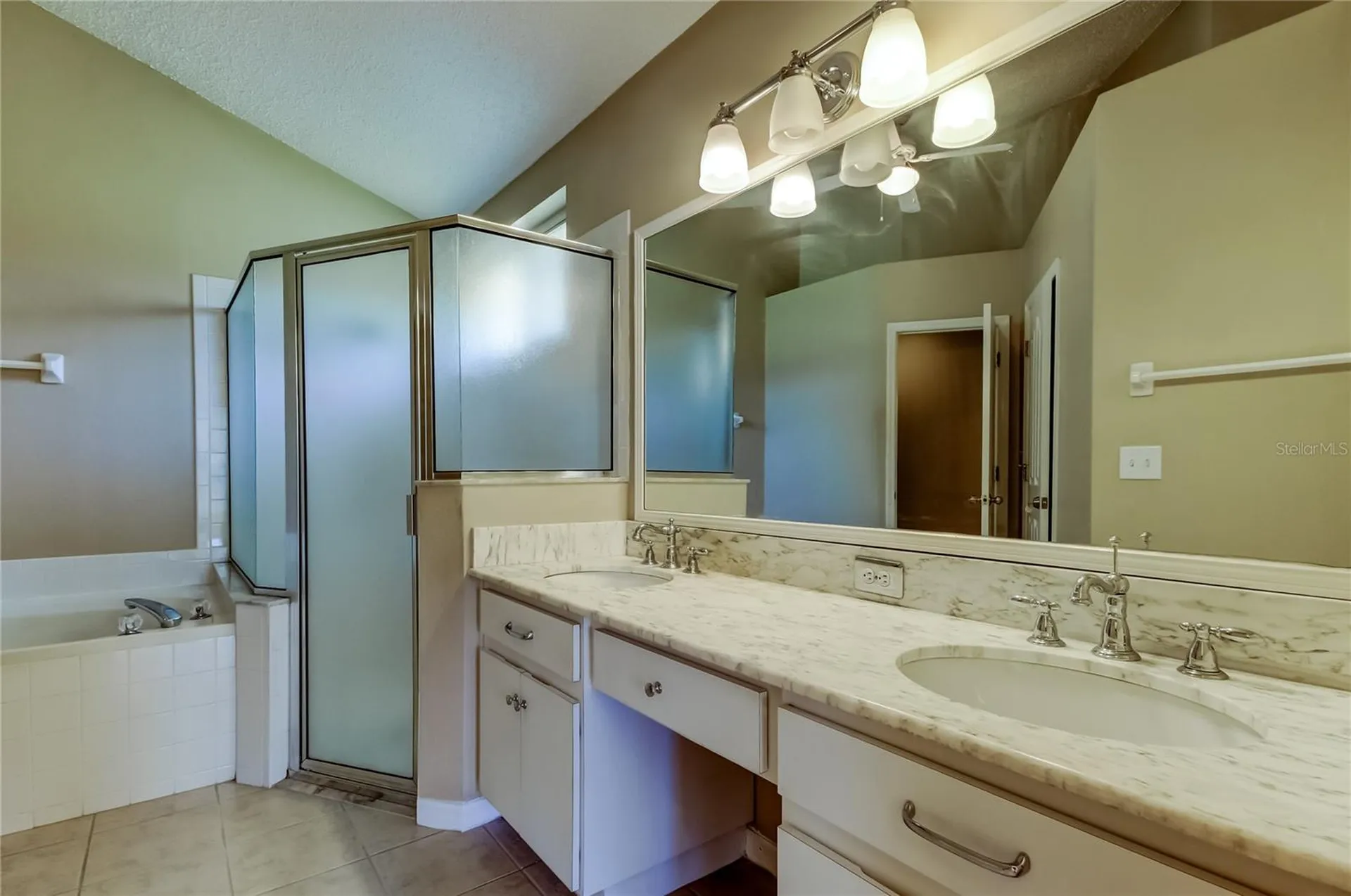 10002 Oasis Palm Drive Tampa FL 33615