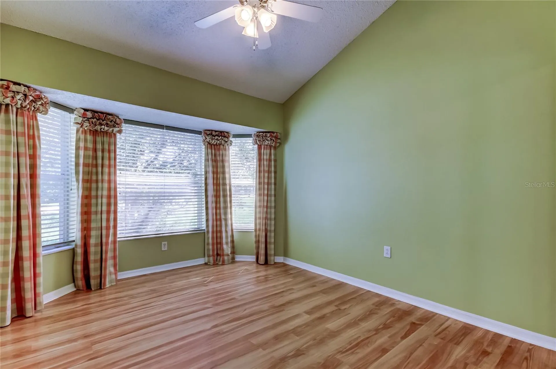 10002 Oasis Palm Drive Tampa FL 33615