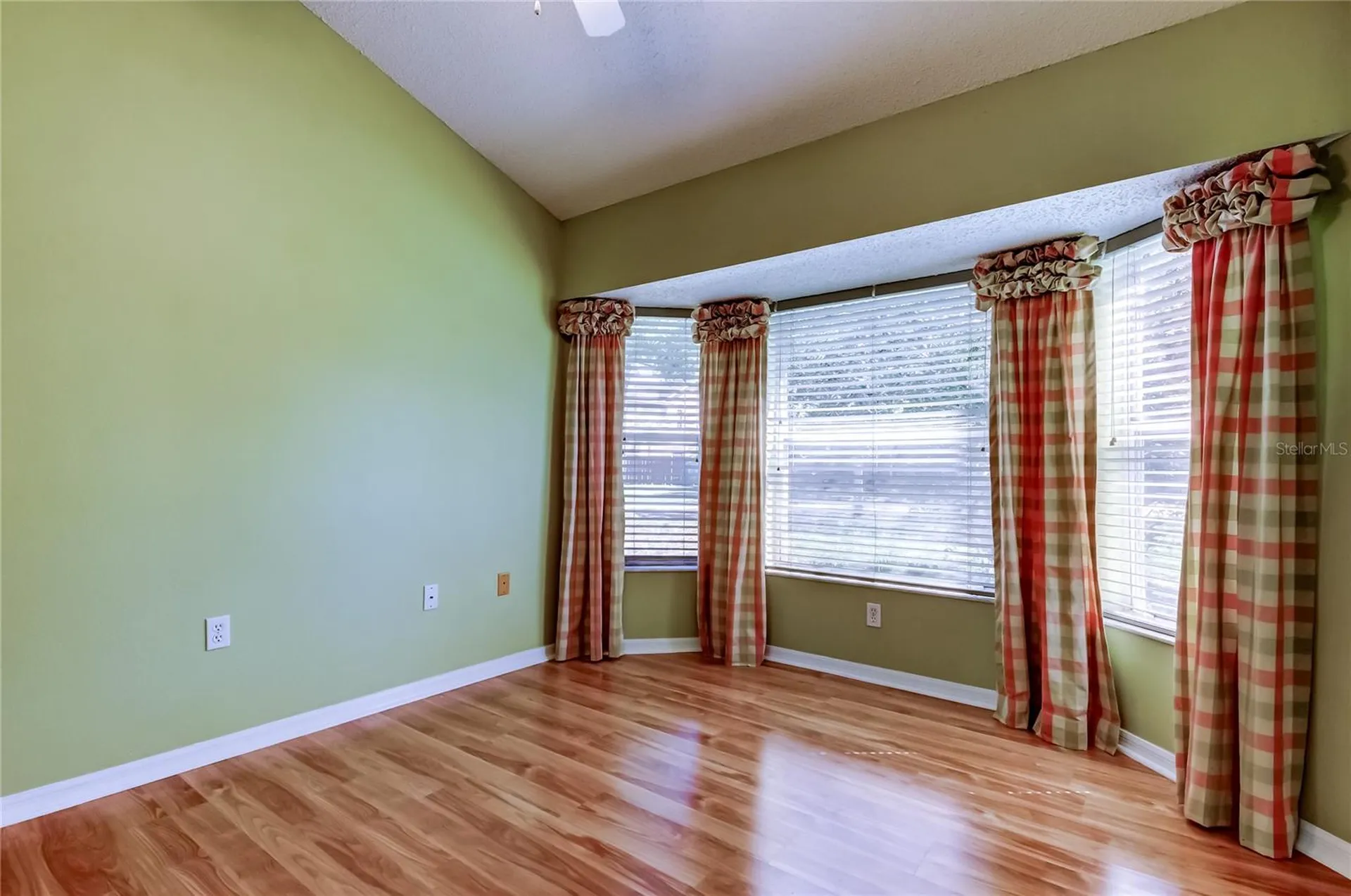 10002 Oasis Palm Drive Tampa FL 33615